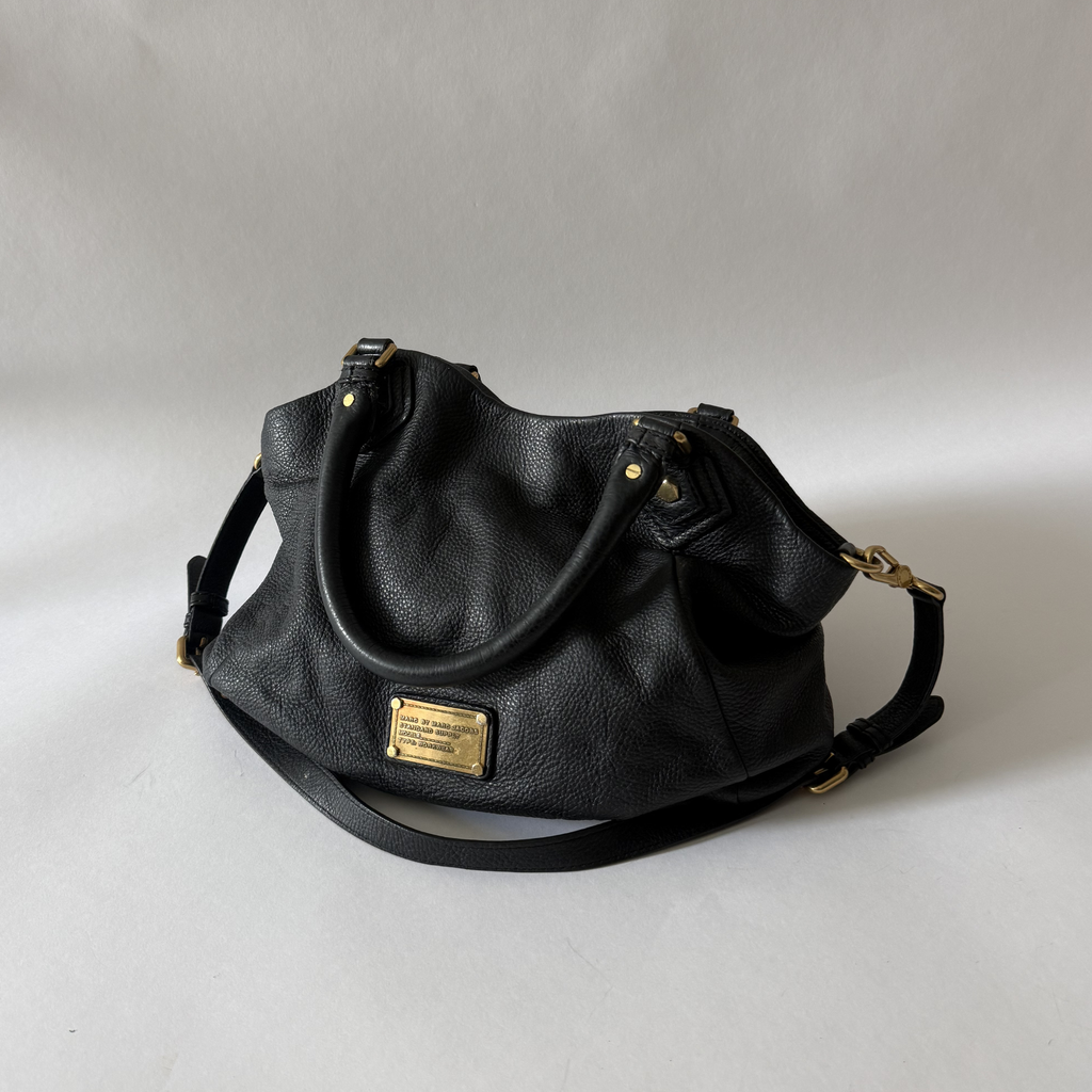 Classic Q Francesca Shoulder Bag