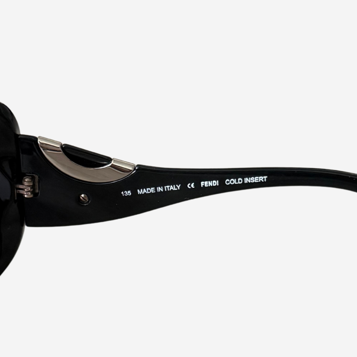 Fendi FS5064 Oversized Logo Sunglasses