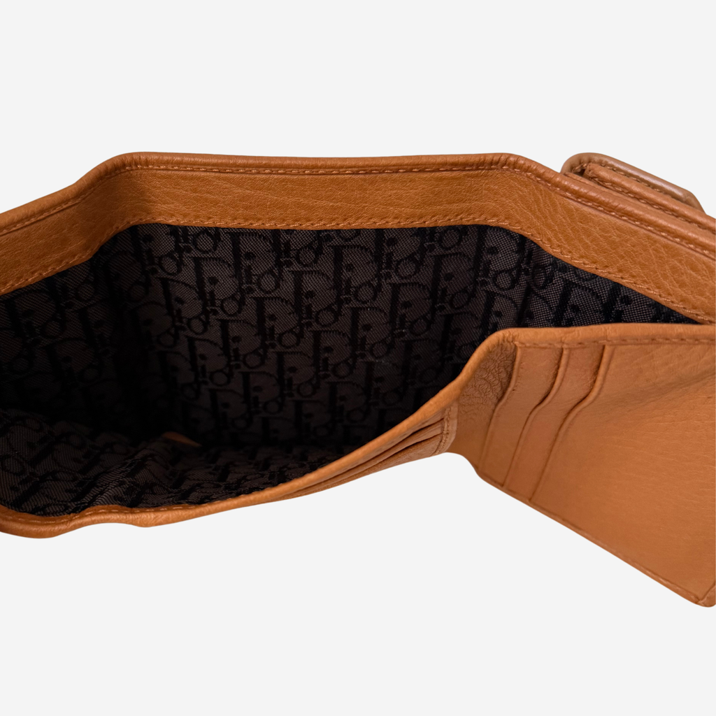 Buckle Wallet