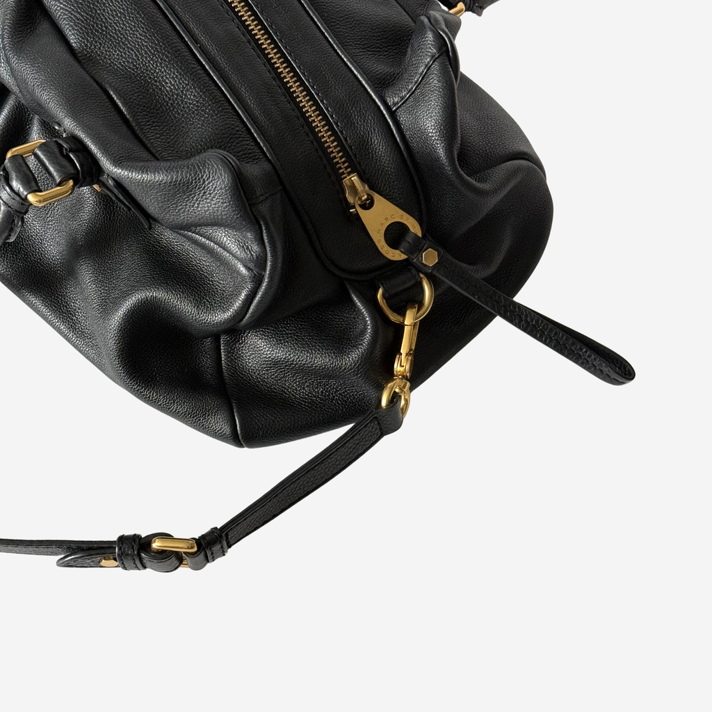 Classic Q Groovee Satchel