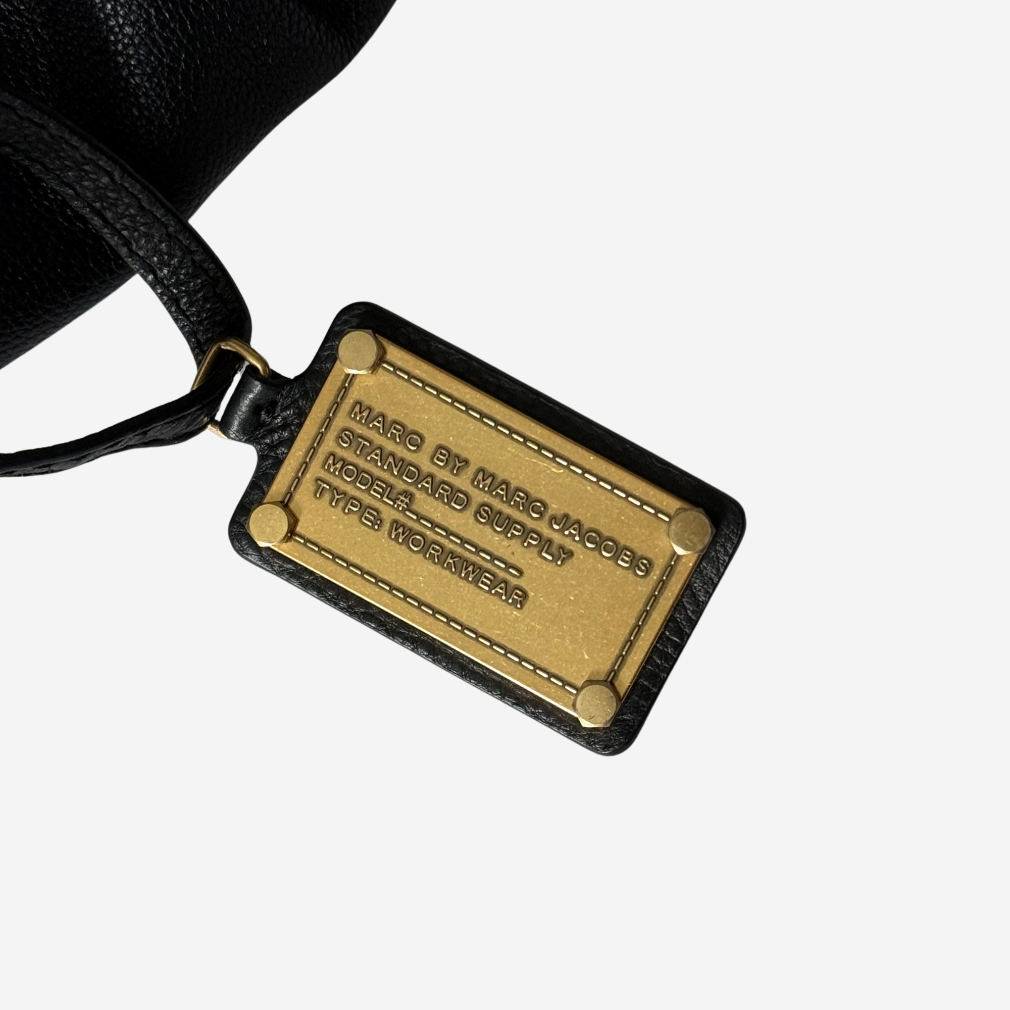 Classic Q Groovee Satchel