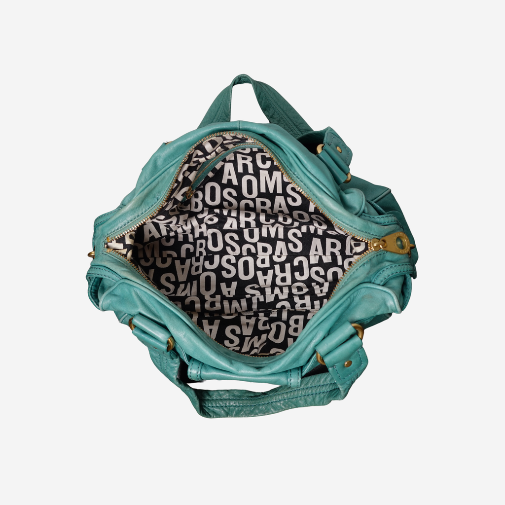 Totally Turnlock Benny Satchel